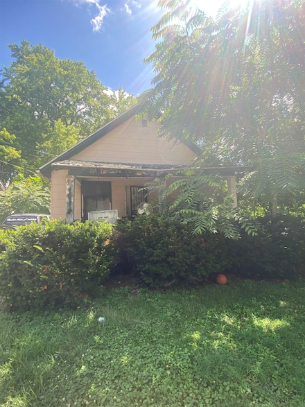 1318 Cronk Ave, Flint, MI 48506