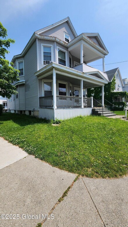 359 2nd Ave, Albany, NY 12209