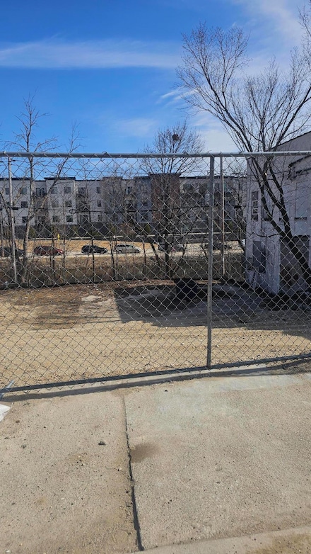 247 S Main St, West Bend, WI 53095