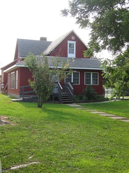 2260 N 200 W, Tipton, IN 46072