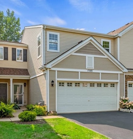 1549 Glacier Trail Unit 643, Carpentersville, IL 60110