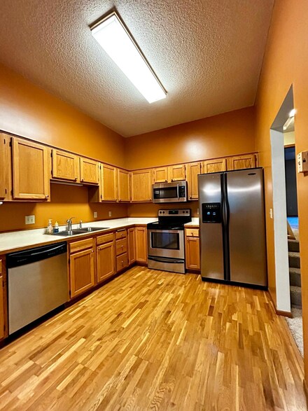 17743 Evener Way, Eden Prairie, MN 55346