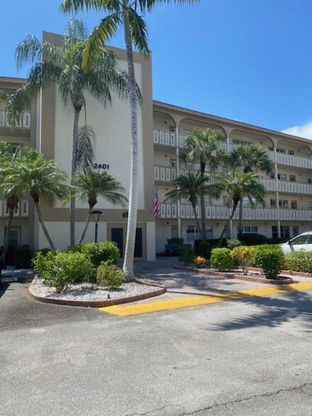 2401 Antigua Cir Unit M3, Coconut Creek, FL 33066