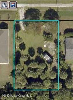 261 Englar Dr, Sebastian, FL 32958