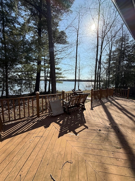 14832 Williams Dr, Elk Rapids, MI 49629