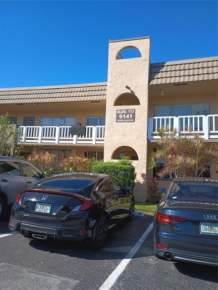 9141 Sunrise Lakes Blvd Unit 208, Sunrise, FL 33322