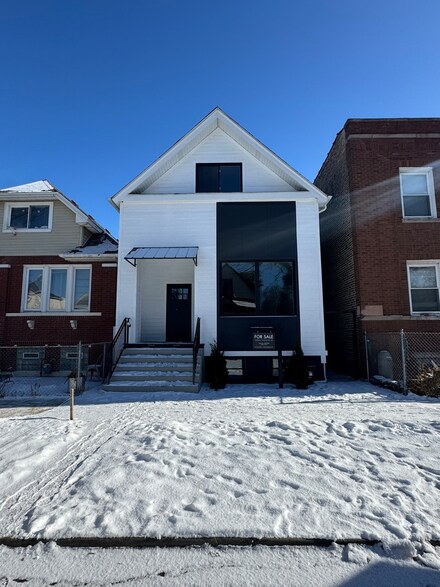 1903 N Tripp Ave, Chicago, IL 60639