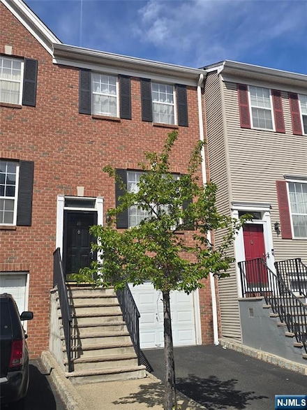 16 Ashby Ln Unit 1504, Newark, NJ 07103