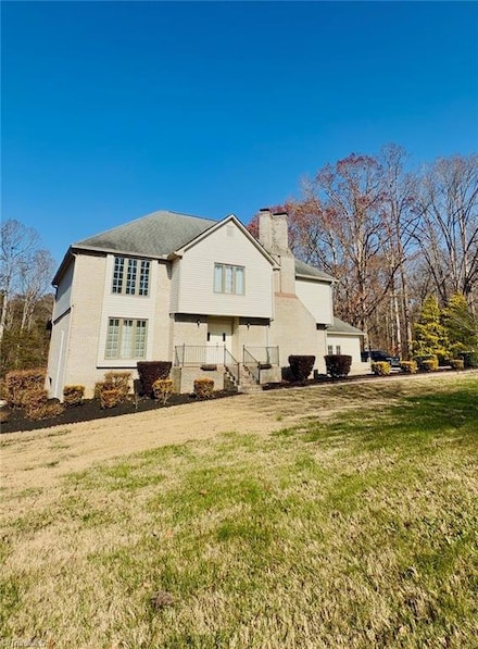 900 Warren Farm Rd, Walnut Cove, NC 27052