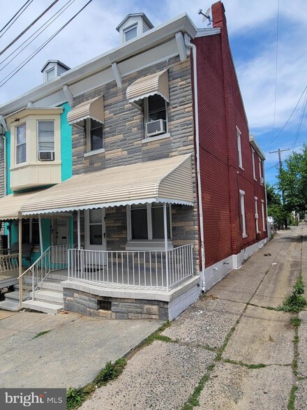 1139 Spring St, Reading, PA 19604