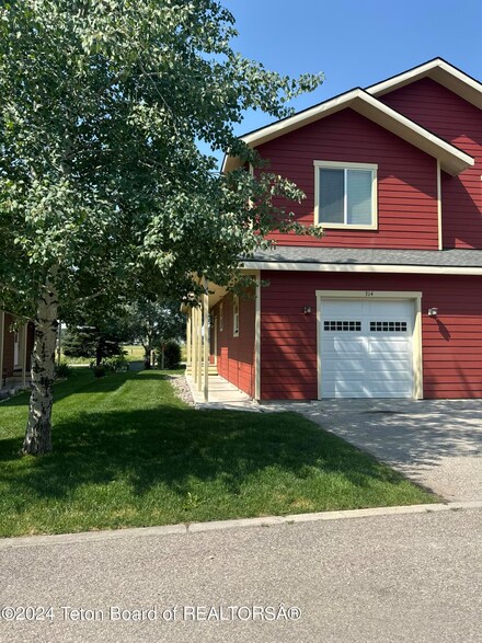 314 Forest View Dr, Driggs, ID 83422