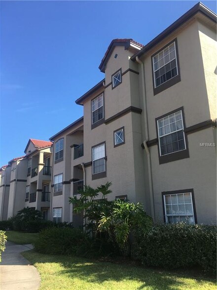18101 Peregrines Perch Place Unit 4-307, Lutz, FL 33558
