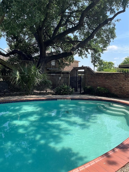 6401 Skyline Dr Unit 38, Houston, TX 77057