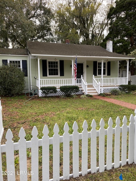 1209 16th St, Port Royal, SC 29935