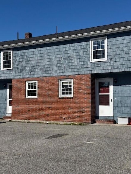 8 Sunset View St Unit 2, Gray, ME 04039