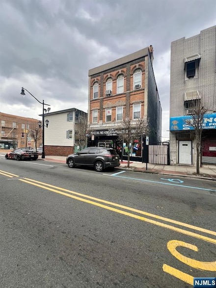 1505 Summit Ave, Union City, NJ 07087