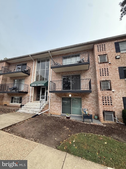 12650 Dara Dr Unit 204, Woodbridge, VA 22192