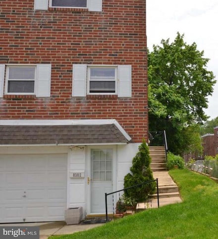 8302 Strahle Place, Philadelphia, PA 19111