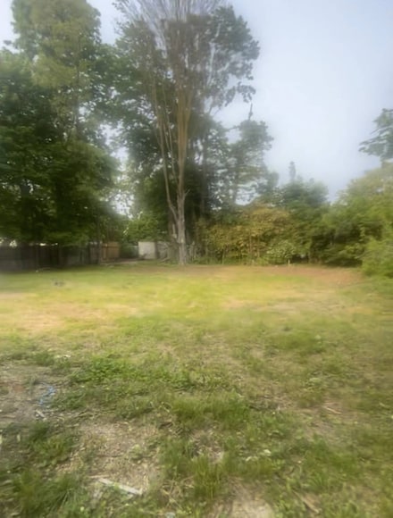 47 East Ave, Freeport, NY 11520