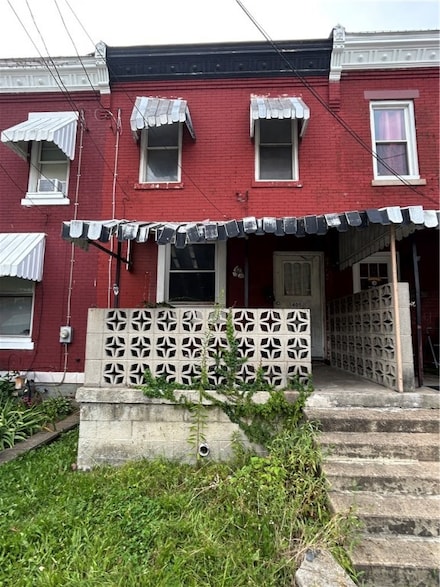405 S 5th St, Jeannette, PA 15644