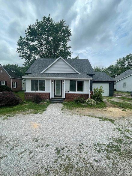 310 Jefferson St, Bicknell, IN 47512