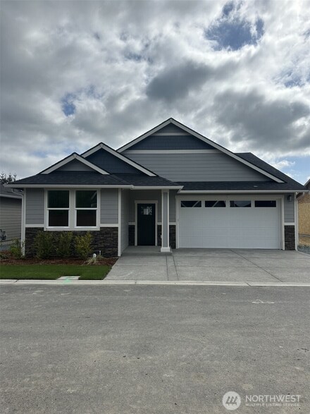 804 Parkland Loop, Sedro-Woolley, WA 98284
