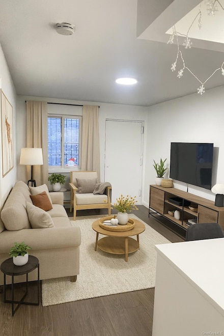 767 Forest Ave Unit 1, Bronx, NY 10456