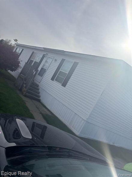 255 Roosevelt Dr, Davison, MI 48423