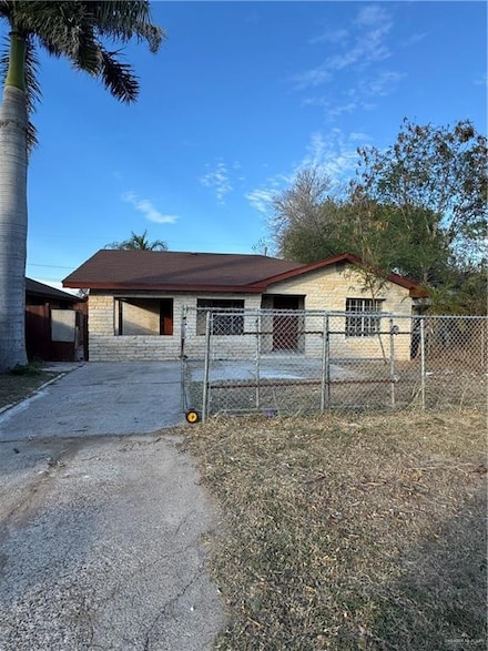 1002 Loma Linda, Alamo, TX 78516