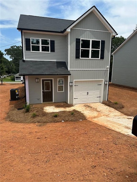 17 Taylor St, Toccoa, GA 30577