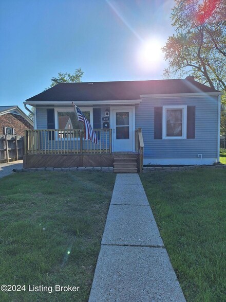 1009 7th St, Carrollton, KY 41008
