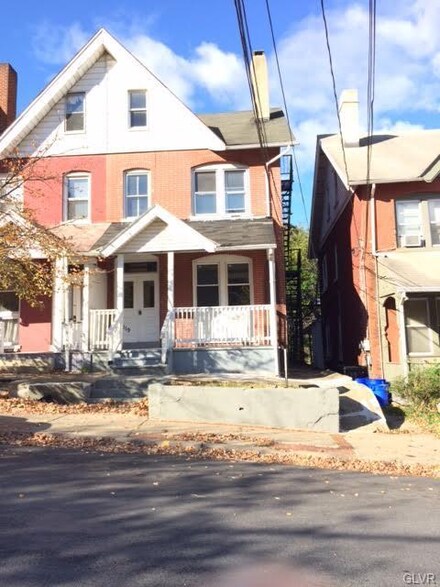 119 S 7th St, Easton, PA 18042