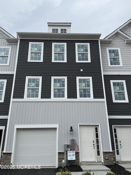 6 Bay Breeze Dr, Waretown, NJ 08758