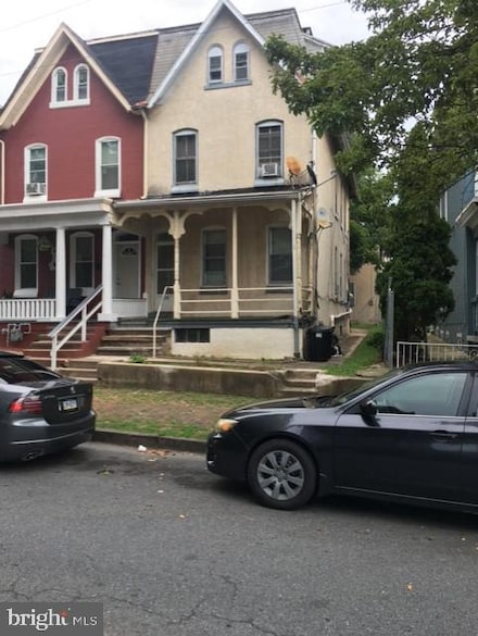 725 N 2nd St, Reading, PA 19601