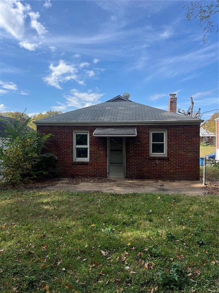 5308 College Ave, Saint Louis, MO 63136