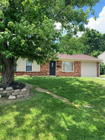 10113 Menominee Dr, Cincinnati, OH 45251