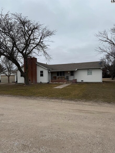 169 11th Ave, Inman, KS 67546