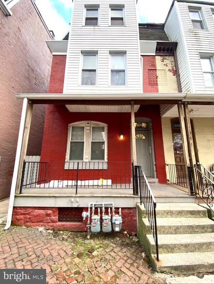 410 Woodward St, Reading, PA 19601