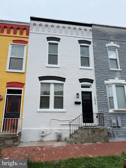 1604 Levis St NE, Washington, DC 20002