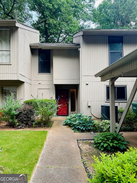 6220 Brookwood Rd, Norcross, GA 30092