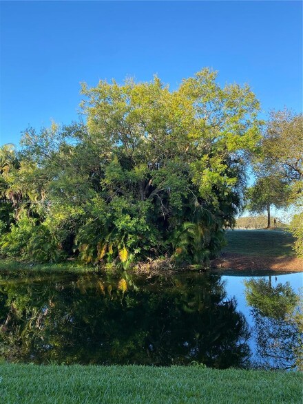 663 Vista Isles Dr Unit 1716, Plantation, FL 33325