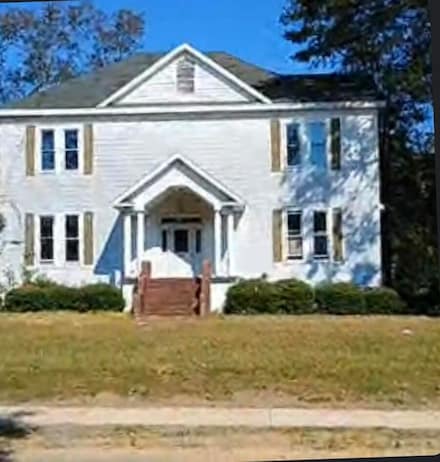 981 Whitman St SE, Orangeburg, SC 29115