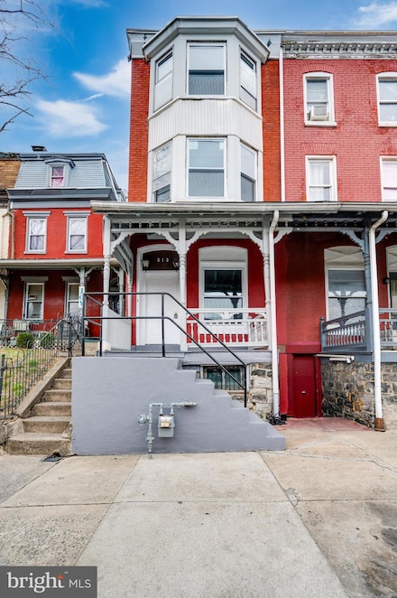 513 N 8th St, Reading, PA 19601