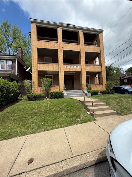 415 Lenox Ave, Pittsburgh, PA 15221