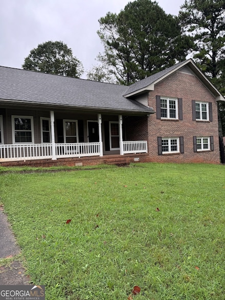 532 Villa Dr SW, Lilburn, GA 30047