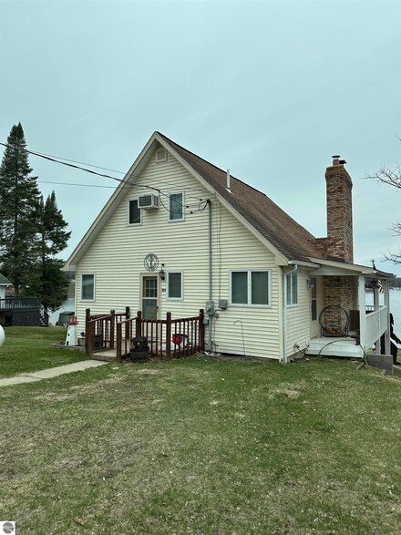 199 Campbell St, Hale, MI 48739