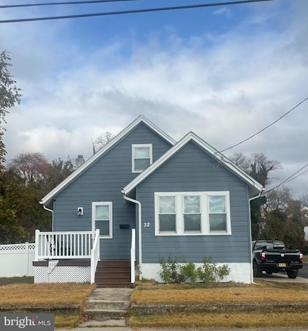 32 Alden Ave, Riverside, NJ 08075