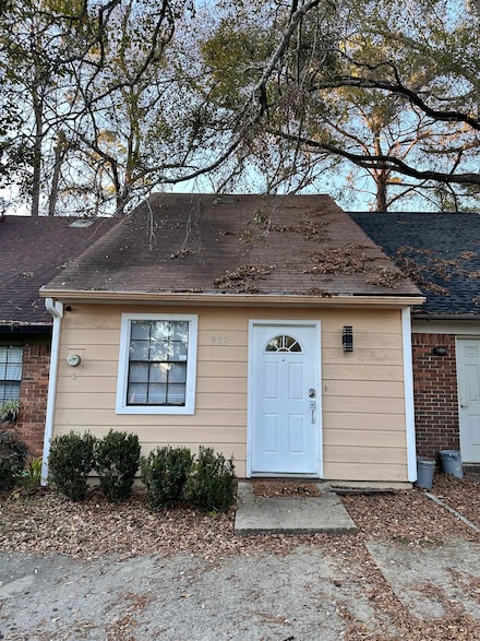 922 S Lipona Rd, Tallahassee, FL 32304