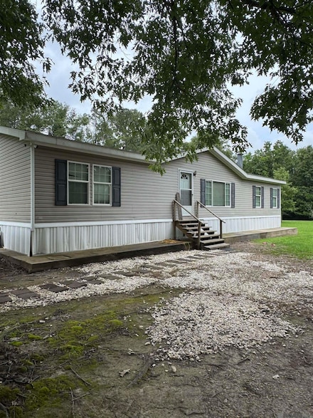 18307 Robert Denham Rd, Prairieville, LA 70769