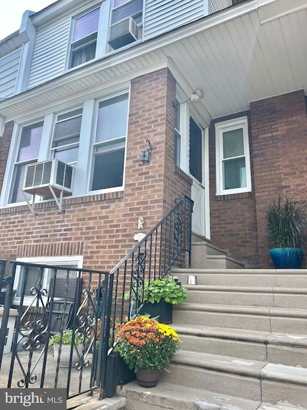 4032 Vista St, Philadelphia, PA 19136